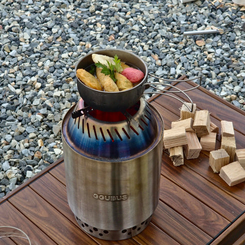 GGUBUS 二次燃焼ストーブ YOUR STOVE 鍋料理の様子