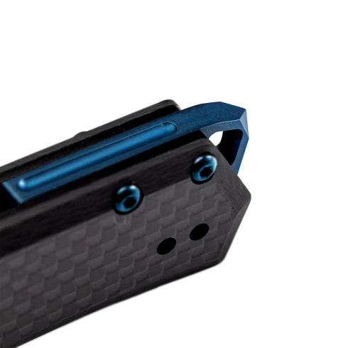 TEKTO F1 Alpha ナイフ Carbon Fiber // Blue Accents ガラスブレーカー