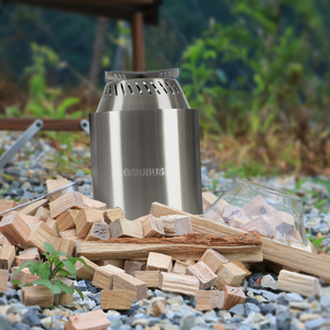 GGUBUS 二次燃焼ストーブ YOUR STOVE 薪に囲まれた様子